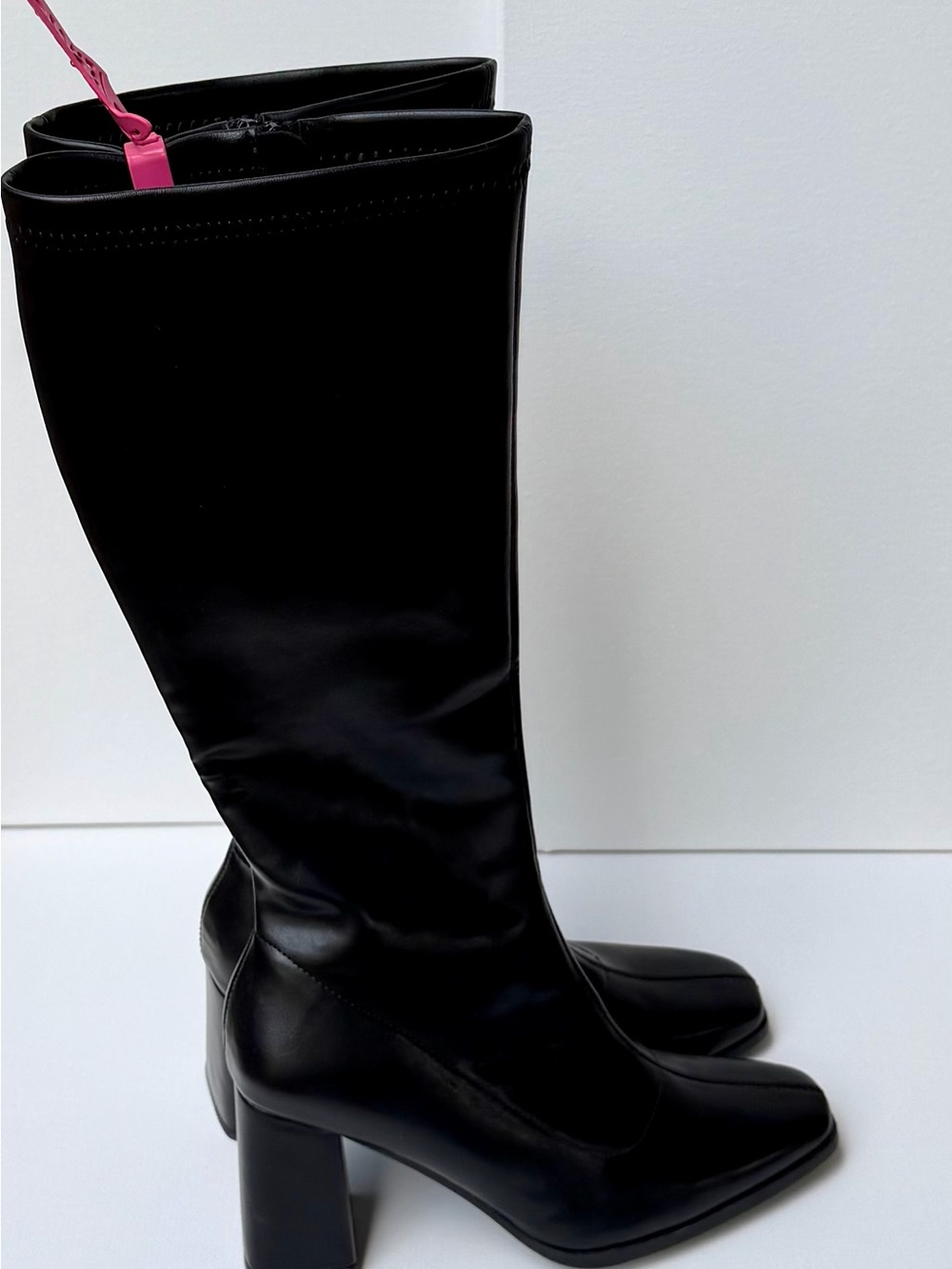 Black Knee-High Block Heel Boots - Women's Fashion